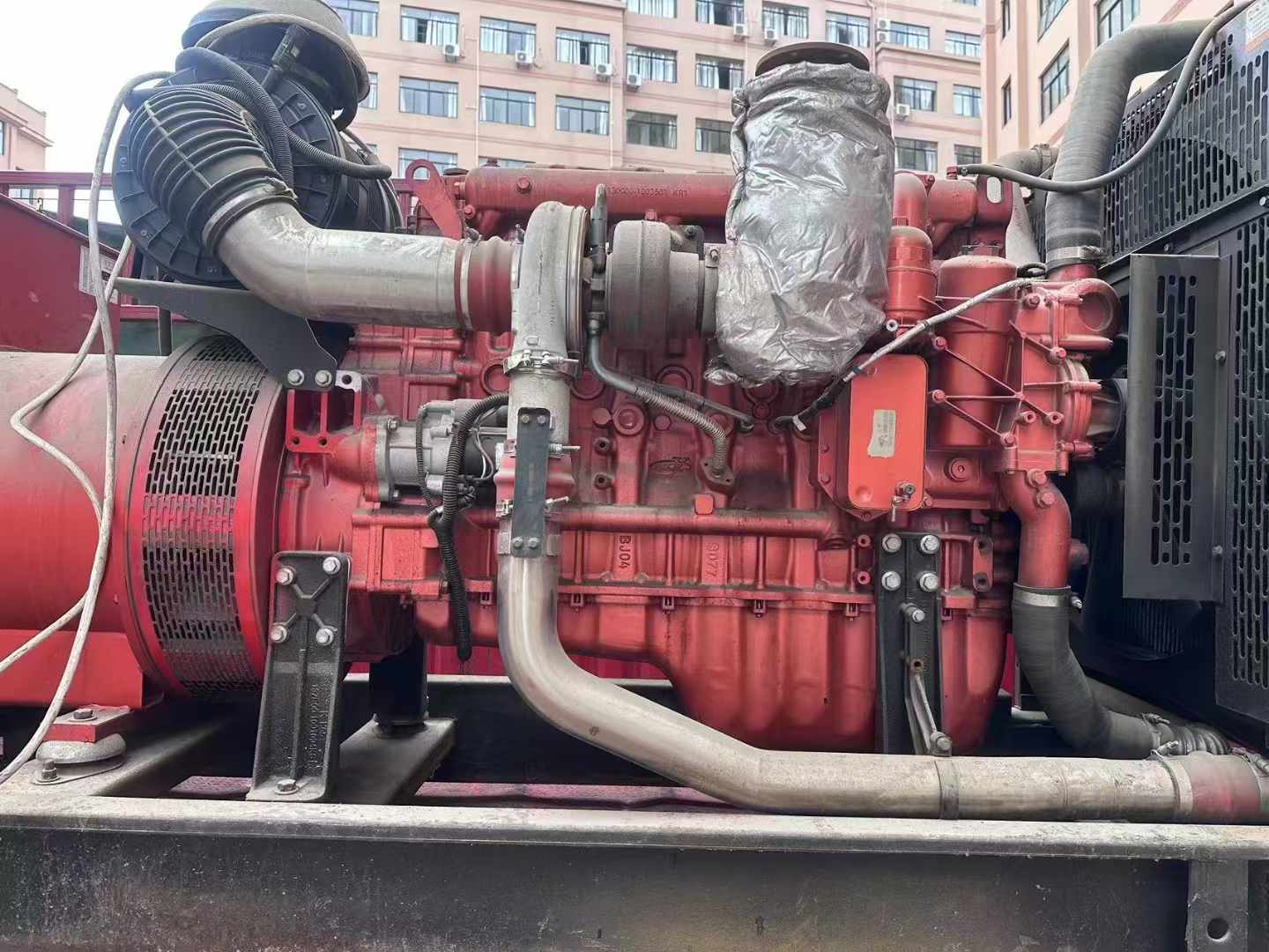 东湖如何选择适合 600kW 柴油发电机组的过载保护器？
