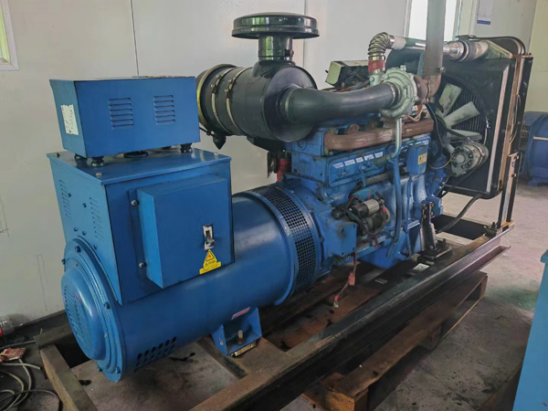 东湖100kW柴油发电机组使用多级机油有哪些优缺点？