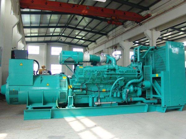 东湖影响800KW发电机组油耗的因素有哪些？